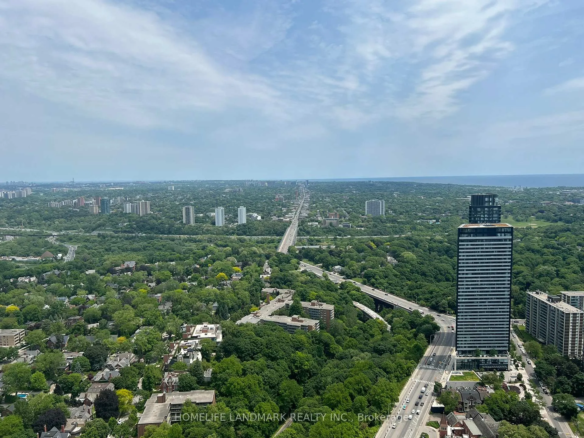 Photo 3 of Unit 8, 395 Bloor Street E, Toronto, North St. James Town — HOMEH