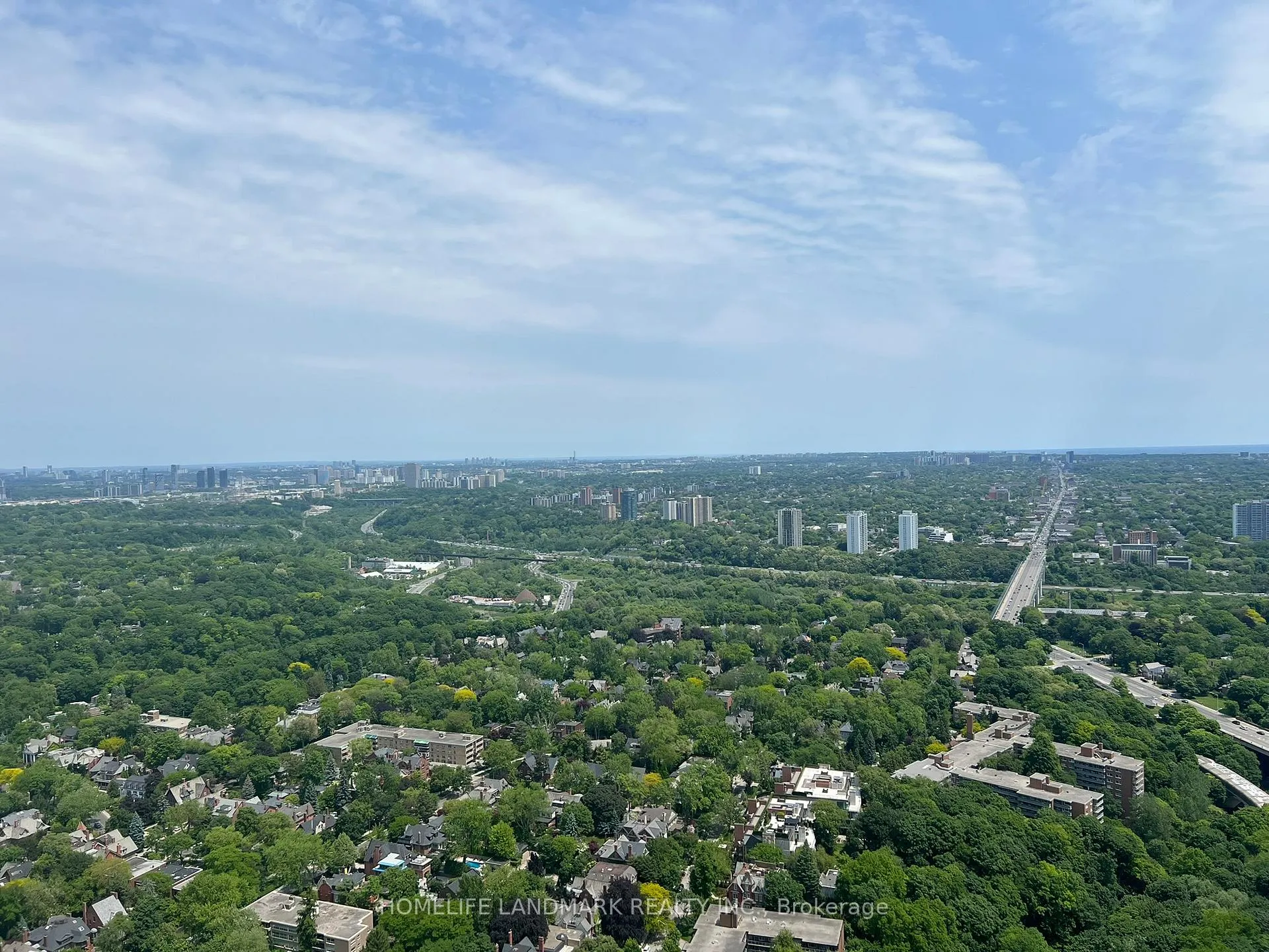 Photo 5 of Unit 8, 395 Bloor Street E, Toronto, North St. James Town — HOMEH