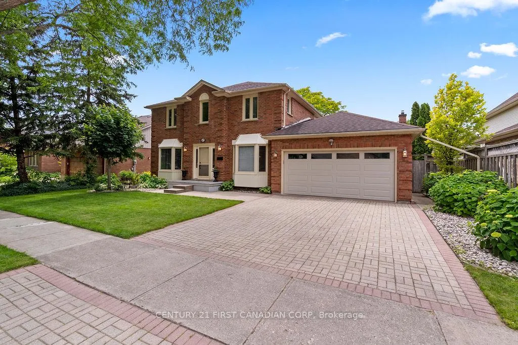 Photo 2 of 1677 Phillbrook Crescent, London, North B — HOMEH