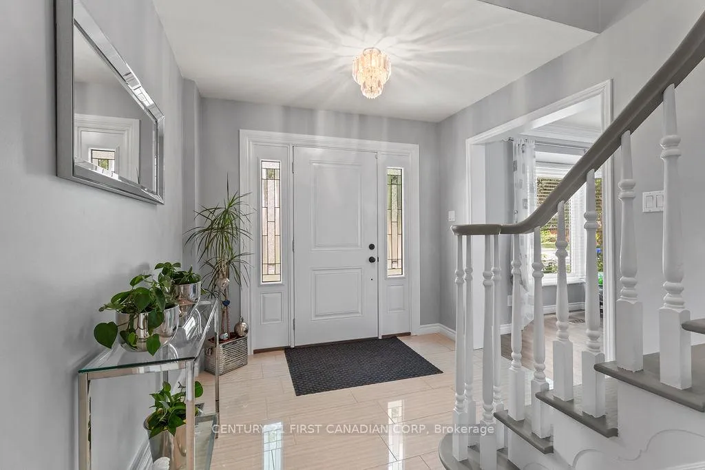 Photo 4 of 1677 Phillbrook Crescent, London, North B — HOMEH