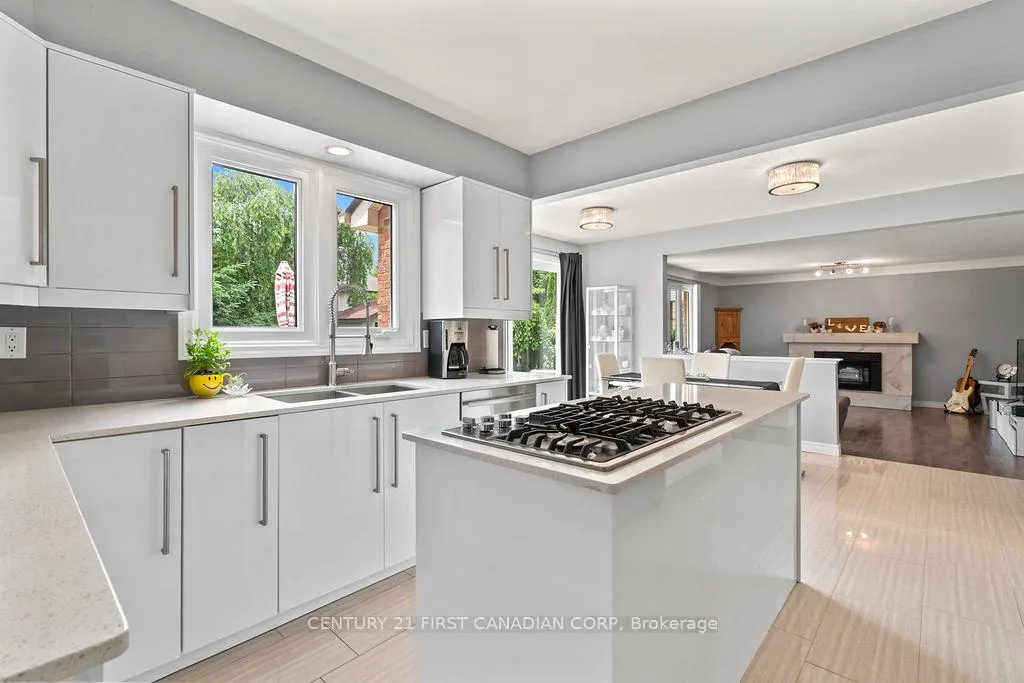 Photo 19 of 1677 Phillbrook Crescent, London, North B — HOMEH