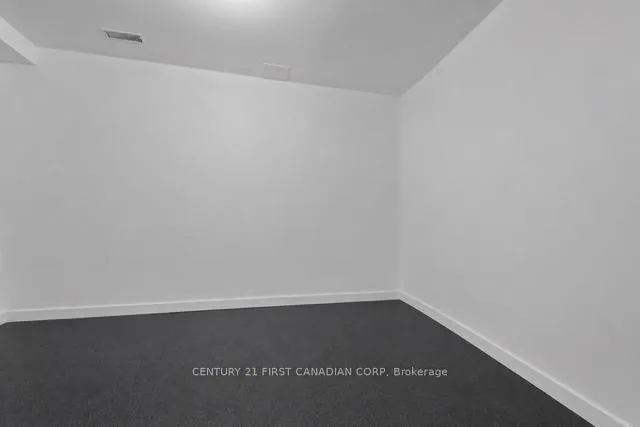 Photo 35 of 1677 Phillbrook Crescent, London, North B — HOMEH