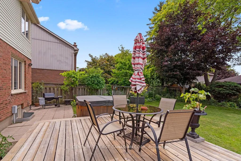 Photo 36 of 1677 Phillbrook Crescent, London, North B — HOMEH