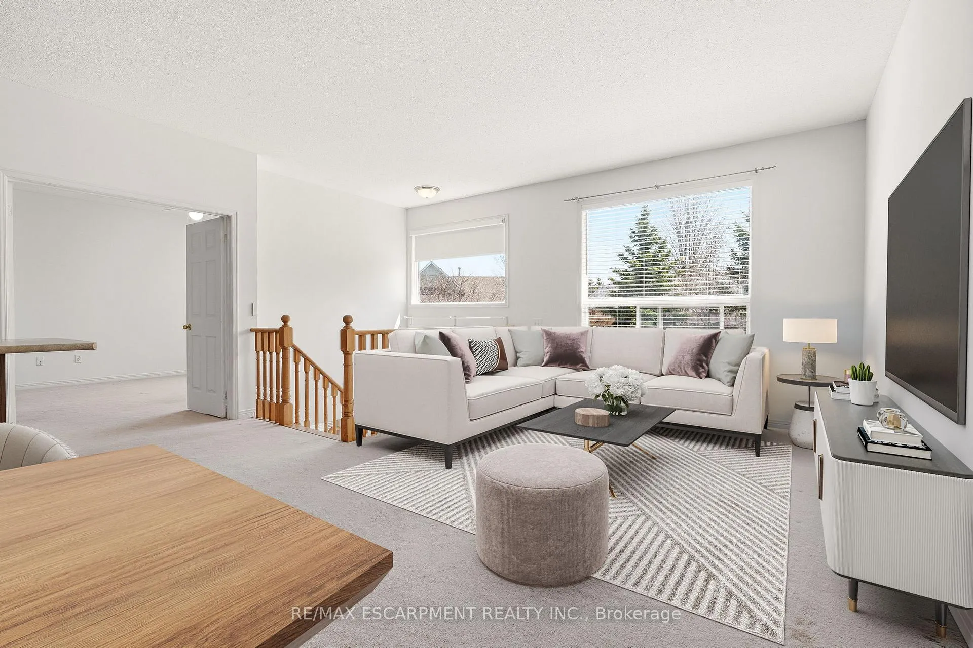 Photo 7 of Unit 40, 4400 Millcroft Park Drive, Burlington, Rose — HOMEH