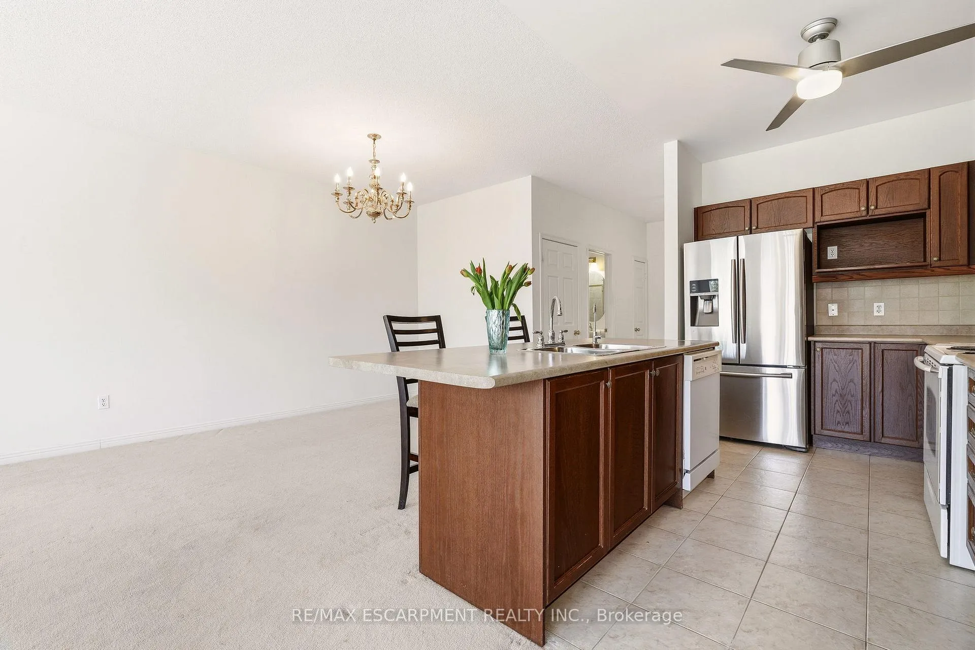 Photo 20 of Unit 40, 4400 Millcroft Park Drive, Burlington, Rose — HOMEH