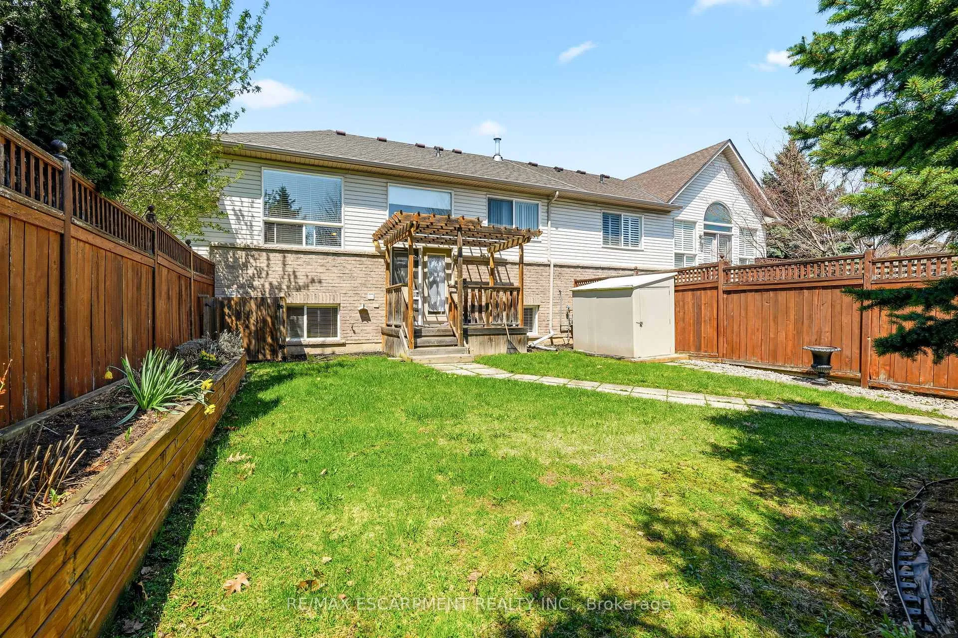 Photo 44 of Unit 40, 4400 Millcroft Park Drive, Burlington, Rose — HOMEH