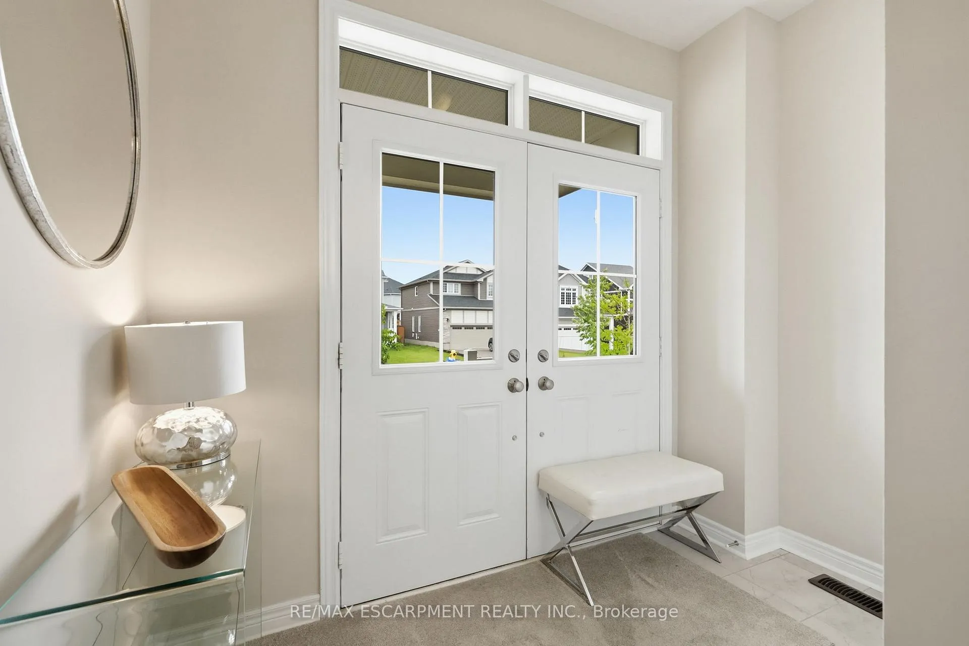 Photo 4 of 27 Robbins Ridge, Brant, Paris — HOMEH