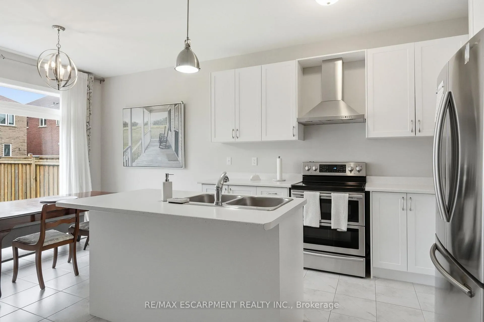 Photo 12 of 27 Robbins Ridge, Brant, Paris — HOMEH
