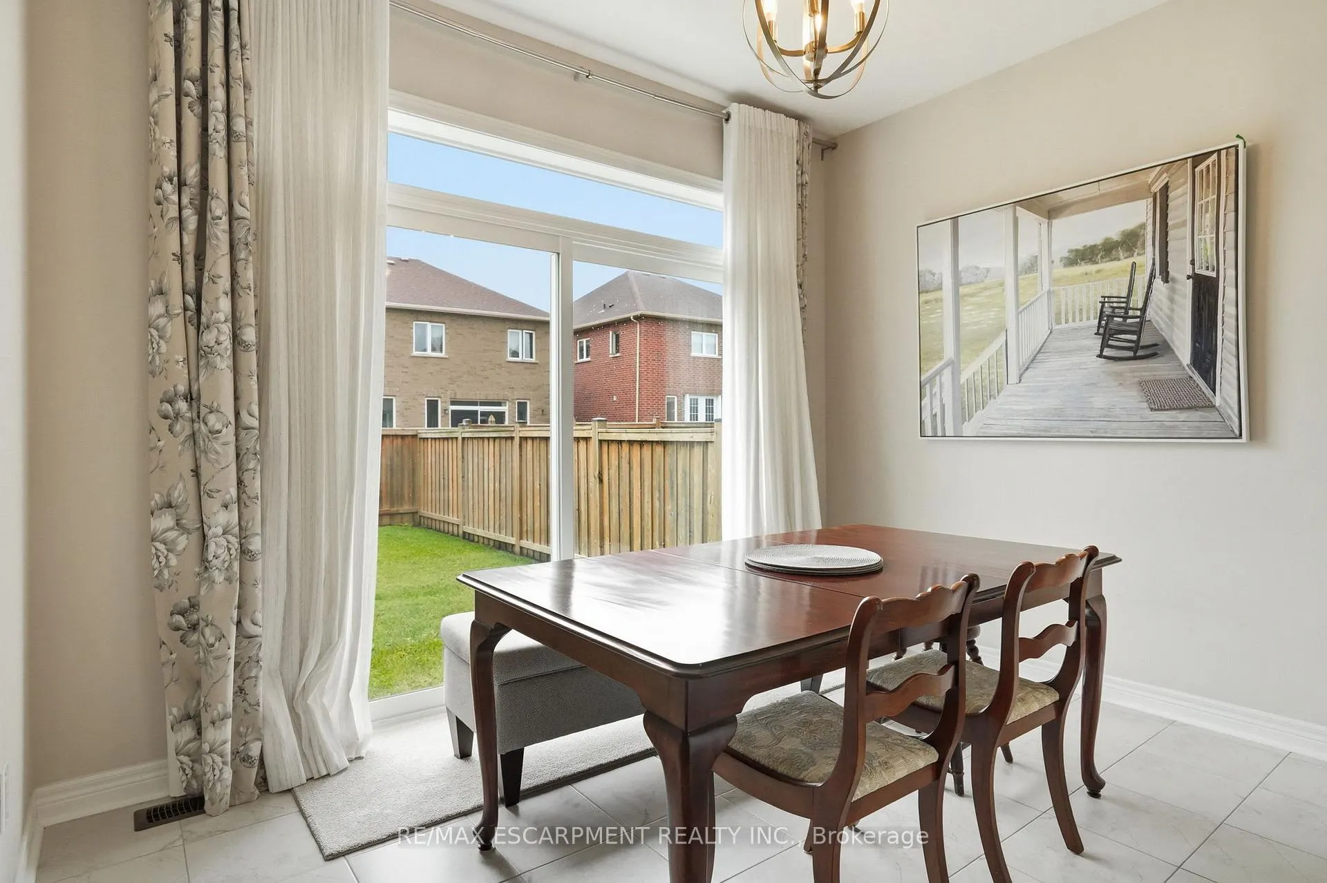 Photo 17 of 27 Robbins Ridge, Brant, Paris — HOMEH