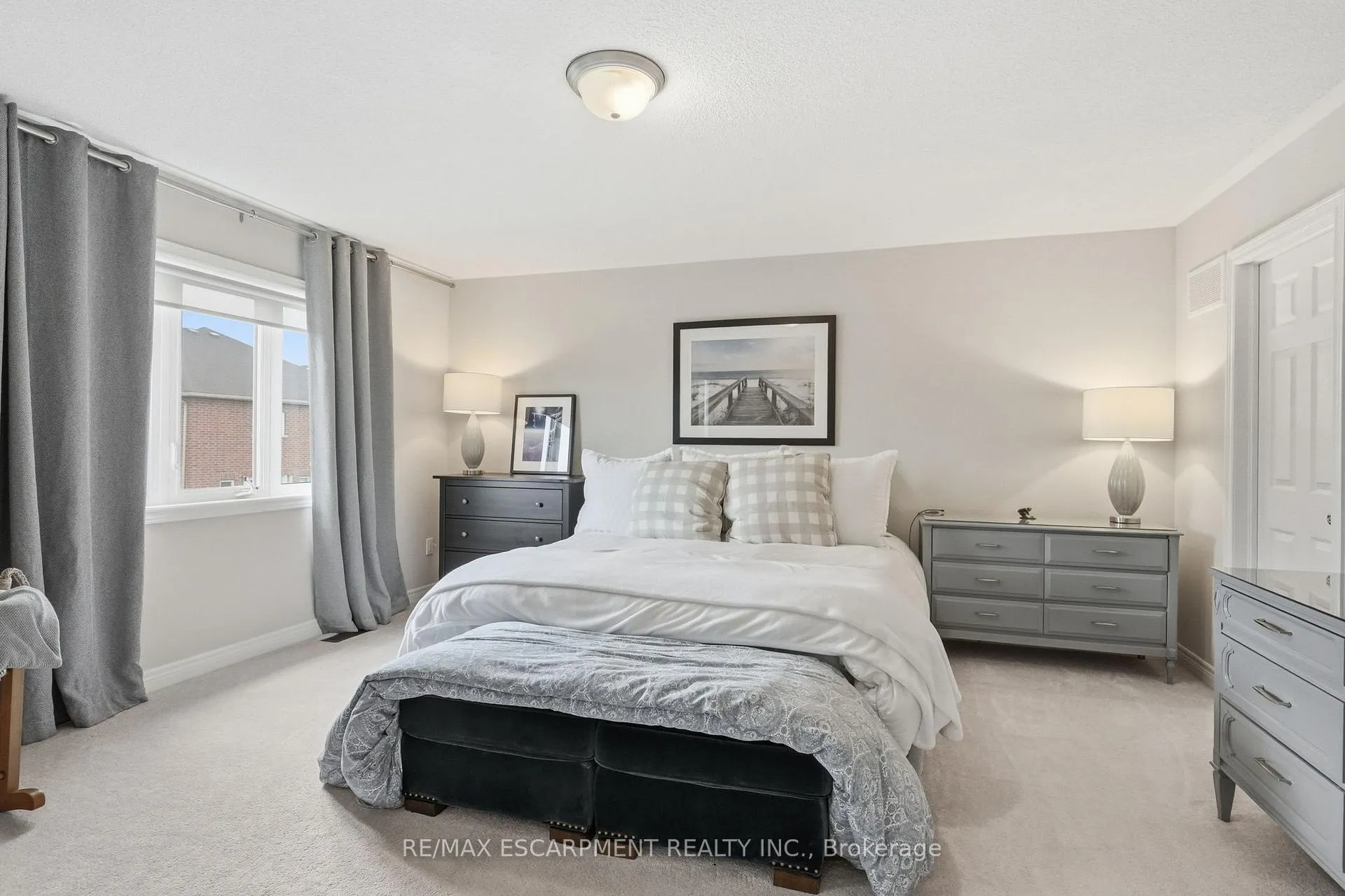 Photo 27 of 27 Robbins Ridge, Brant, Paris — HOMEH