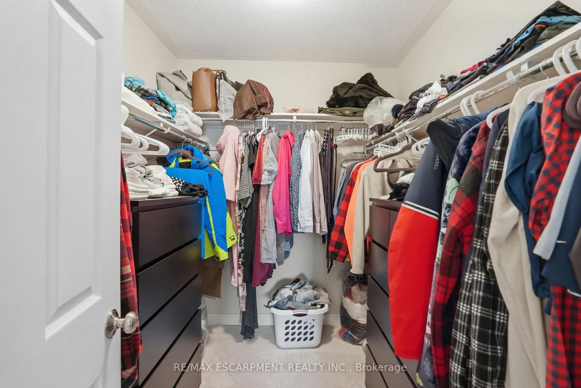 Photo 32 of 27 Robbins Ridge, Brant, Paris — HOMEH