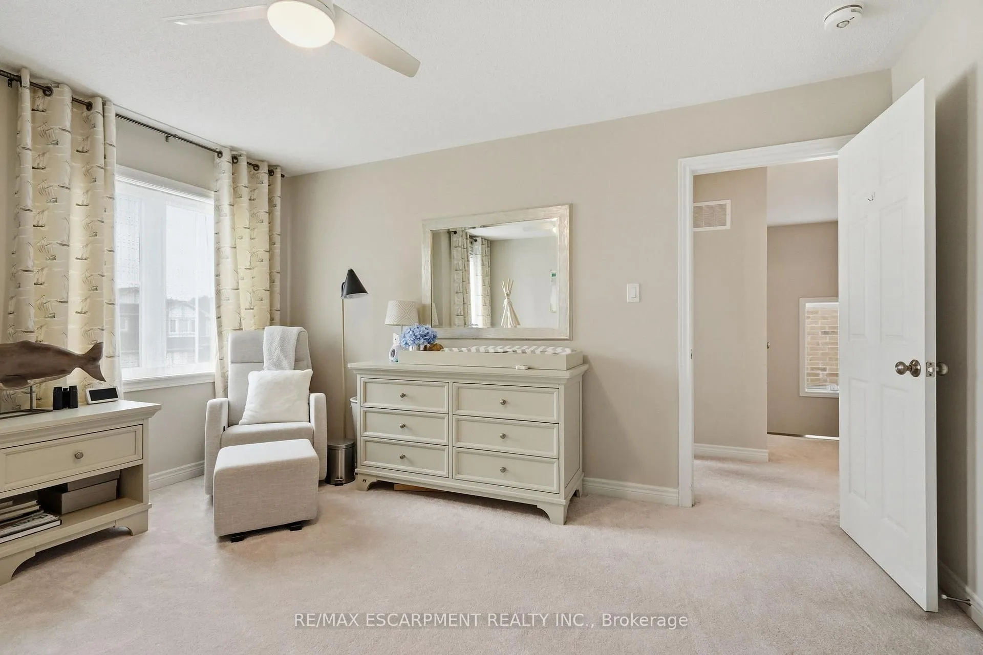 Photo 35 of 27 Robbins Ridge, Brant, Paris — HOMEH