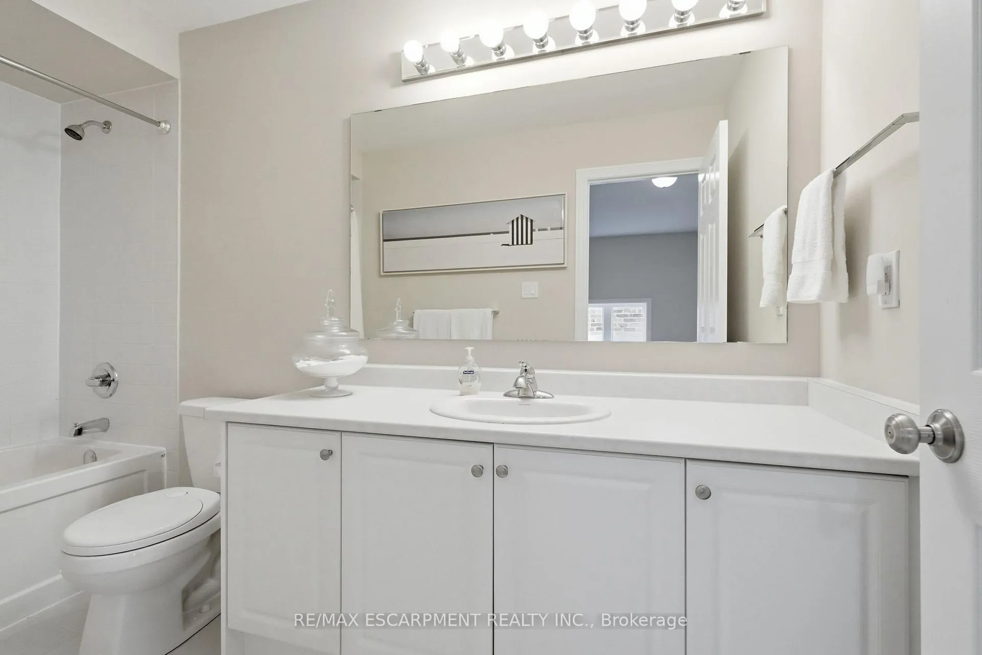 Photo 36 of 27 Robbins Ridge, Brant, Paris — HOMEH