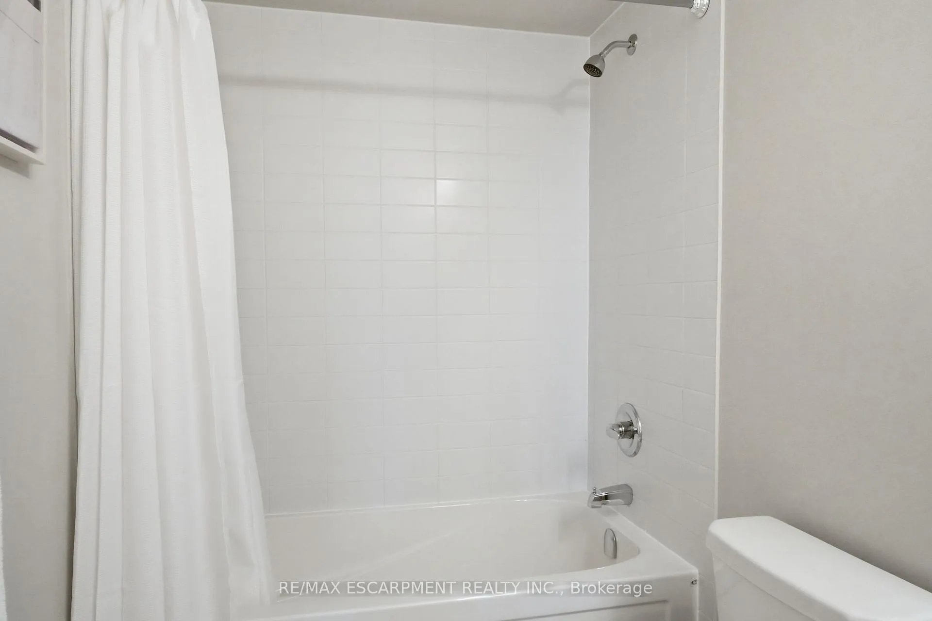 Photo 37 of 27 Robbins Ridge, Brant, Paris — HOMEH