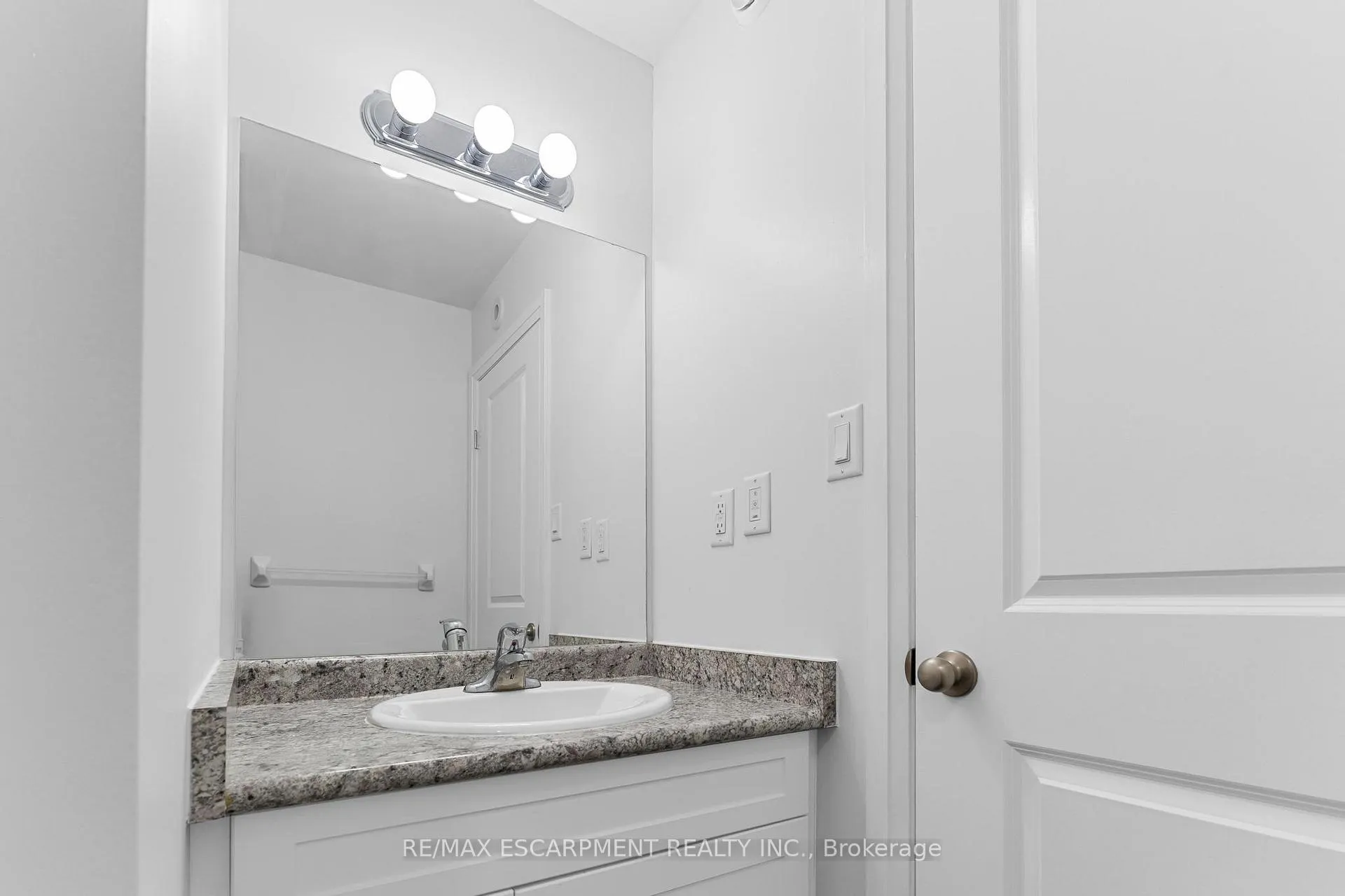 Photo 14 of Unit A7, 24 Morrison Road, Kitchener — HOMEH