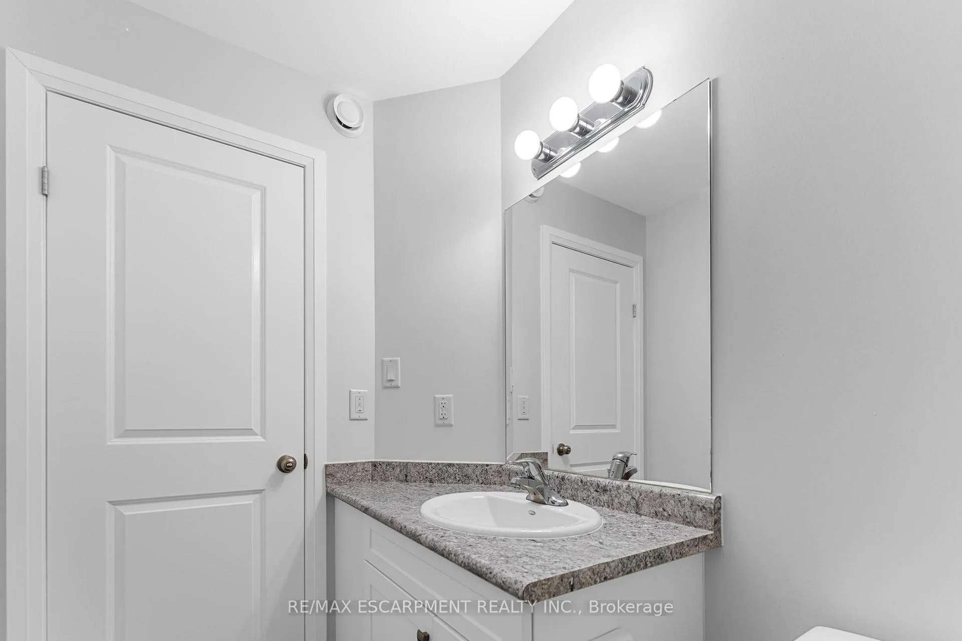 Photo 37 of Unit A7, 24 Morrison Road, Kitchener — HOMEH