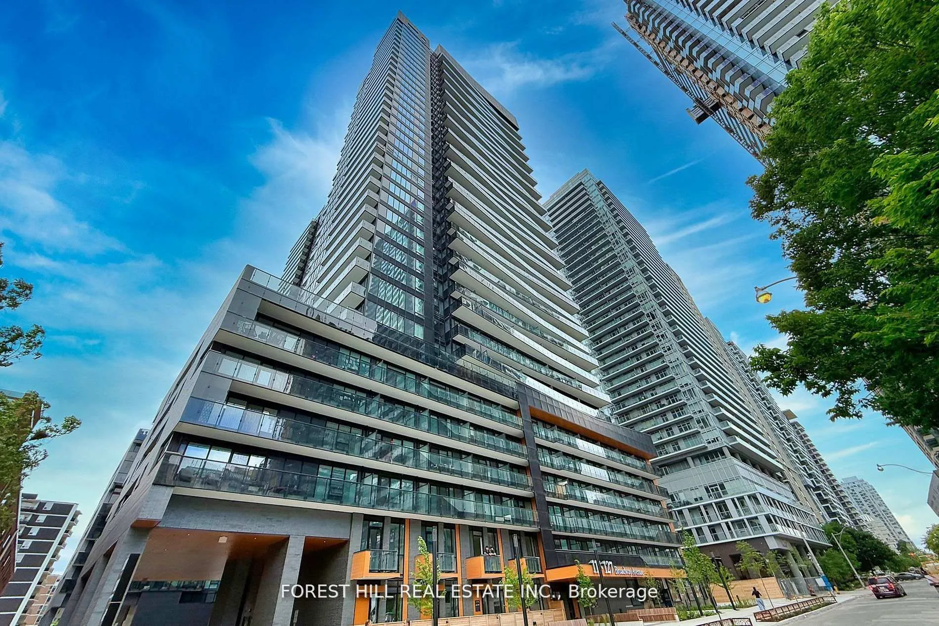 Photo 1 of Unit 1302, 117 Broadway Avenue, Toronto, Mount Pleasant West — HOMEH