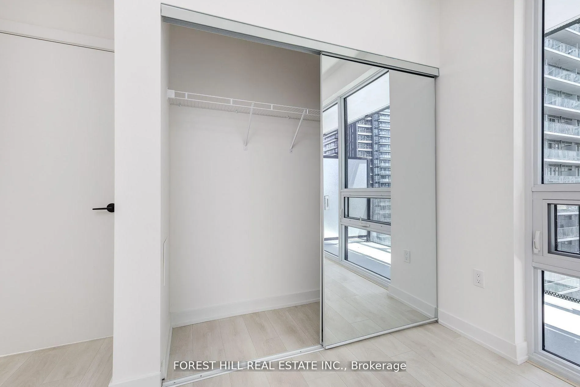 Photo 17 of Unit 1302, 117 Broadway Avenue, Toronto, Mount Pleasant West — HOMEH