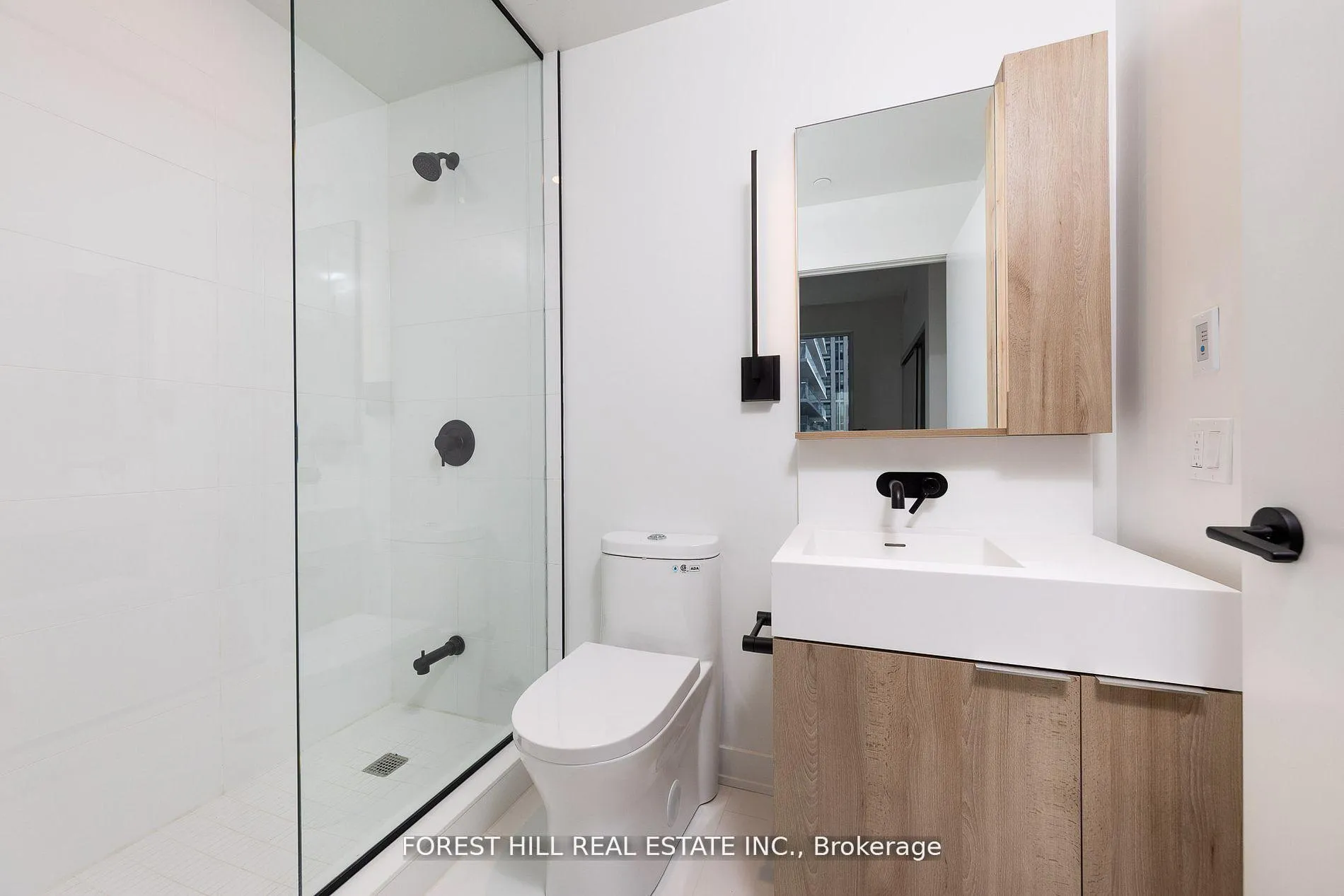 Photo 18 of Unit 1302, 117 Broadway Avenue, Toronto, Mount Pleasant West — HOMEH
