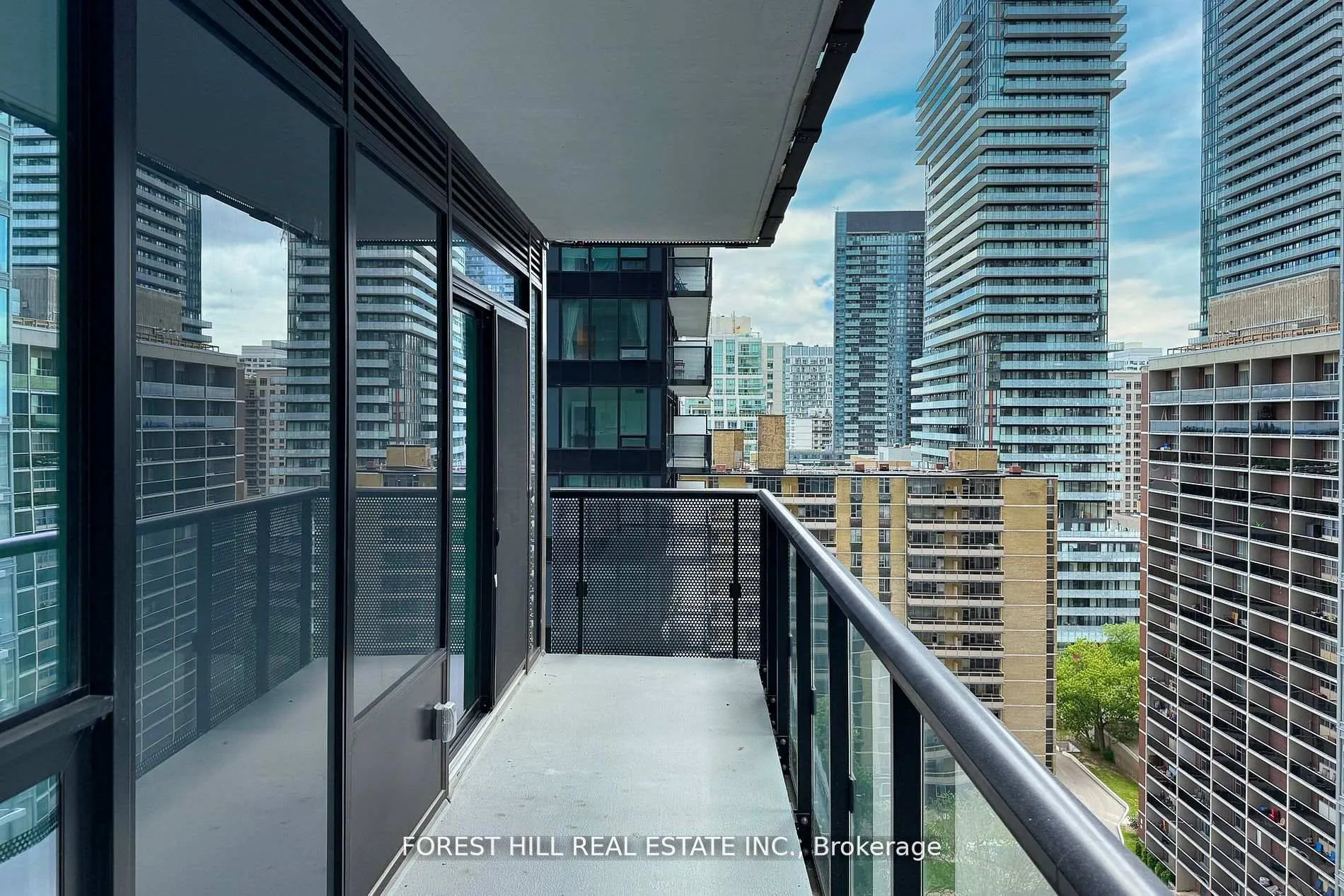 Photo 25 of Unit 1302, 117 Broadway Avenue, Toronto, Mount Pleasant West — HOMEH