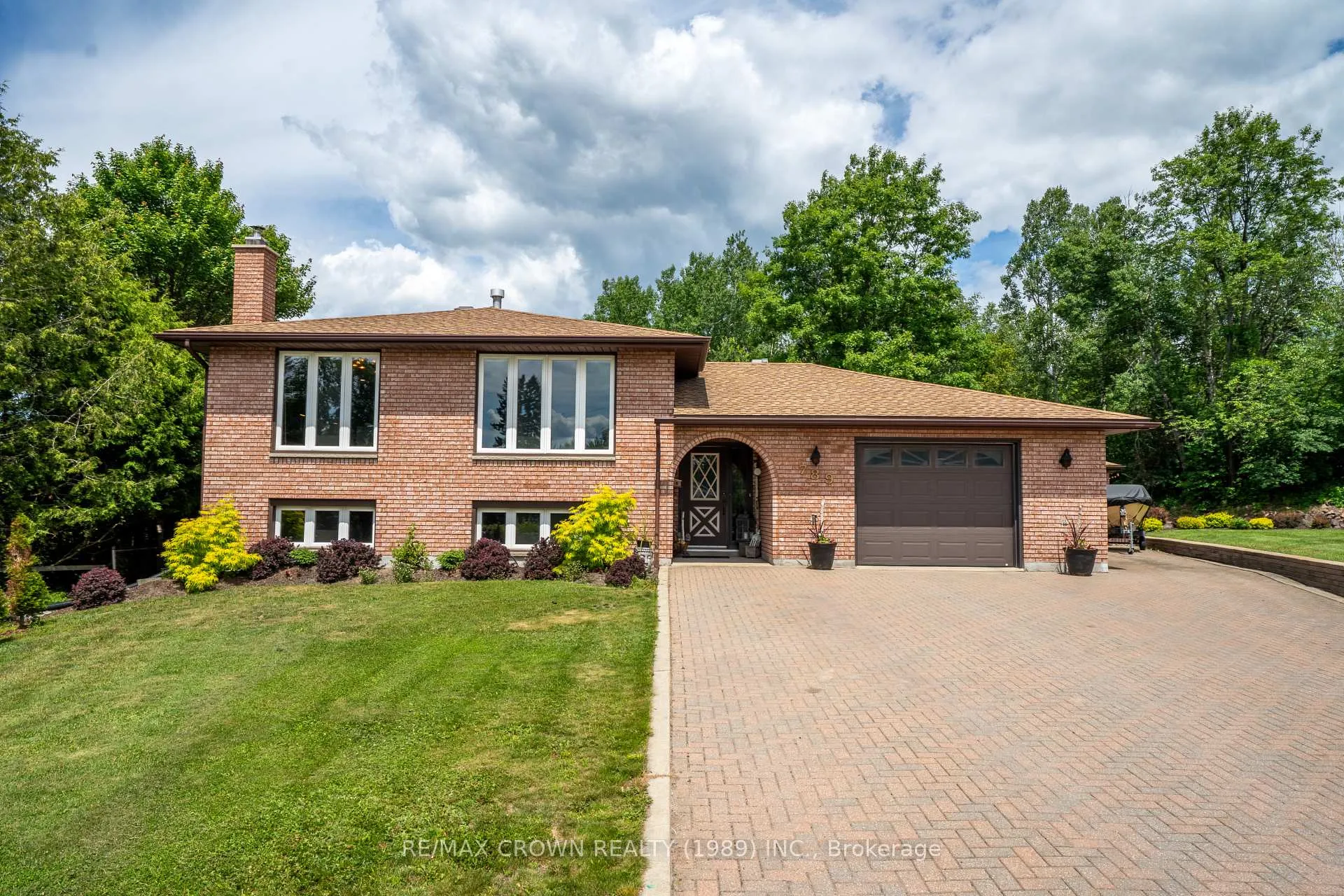Photo 1 of 789 Laurentian Avenue, North Bay, Widdifield — HOMEH