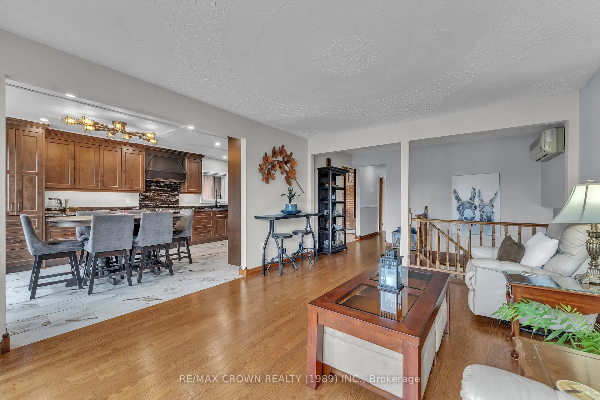 Photo 4 of 789 Laurentian Avenue, North Bay, Widdifield — HOMEH