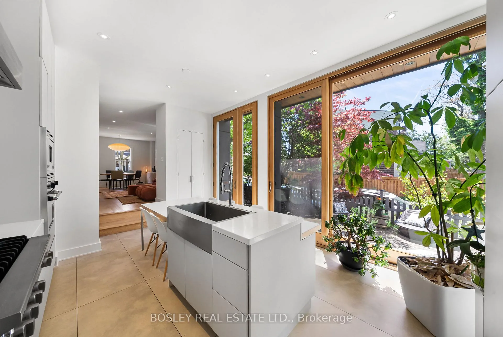 Photo 10 of 16 Dorothy Street, Toronto, South Riverdale — HOMEH