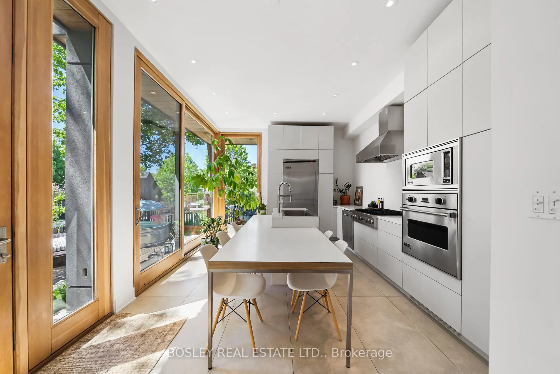 Photo 11 of 16 Dorothy Street, Toronto, South Riverdale — HOMEH
