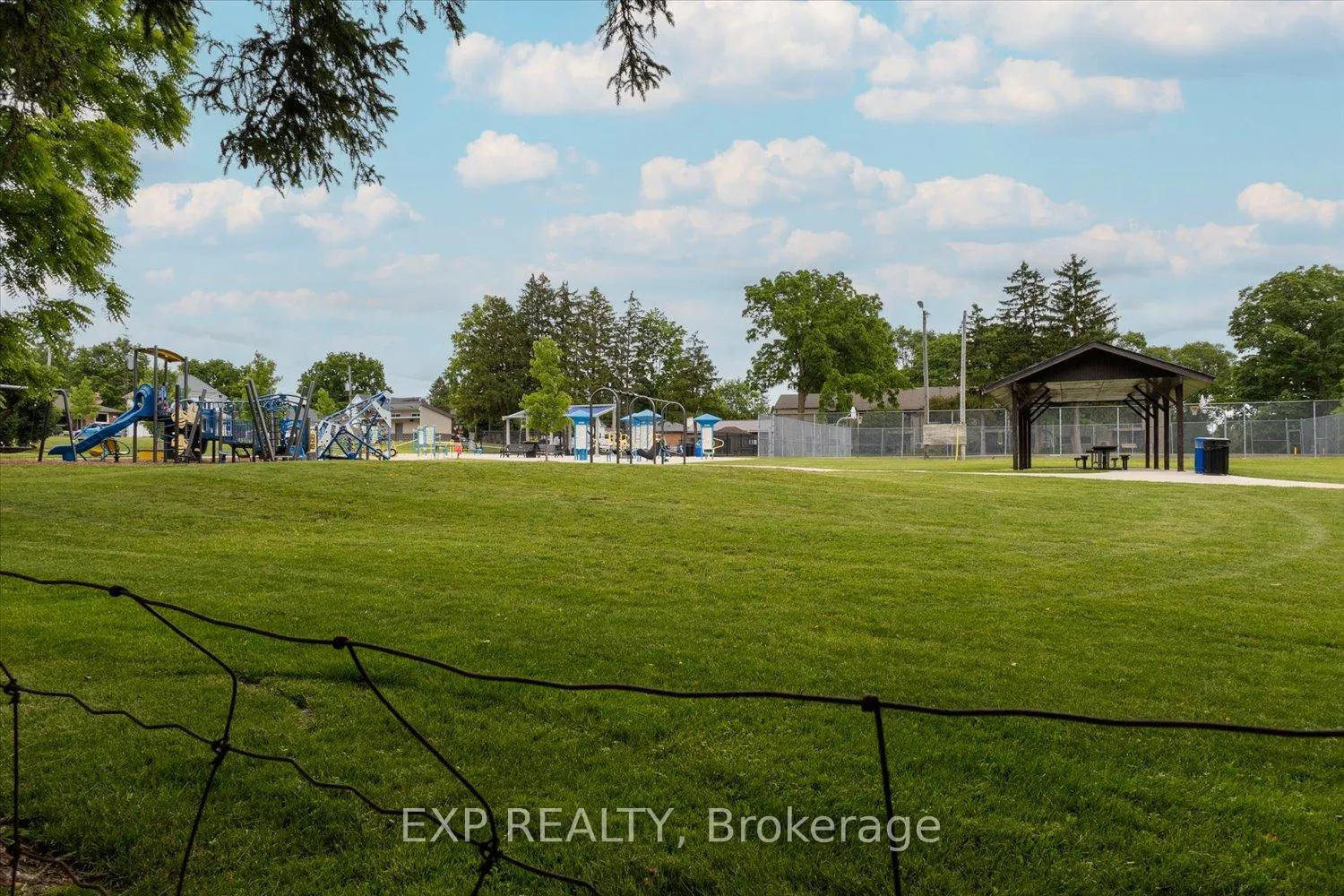 Photo 30 of 181 Union Street, Central Elgin, Belmont — HOMEH