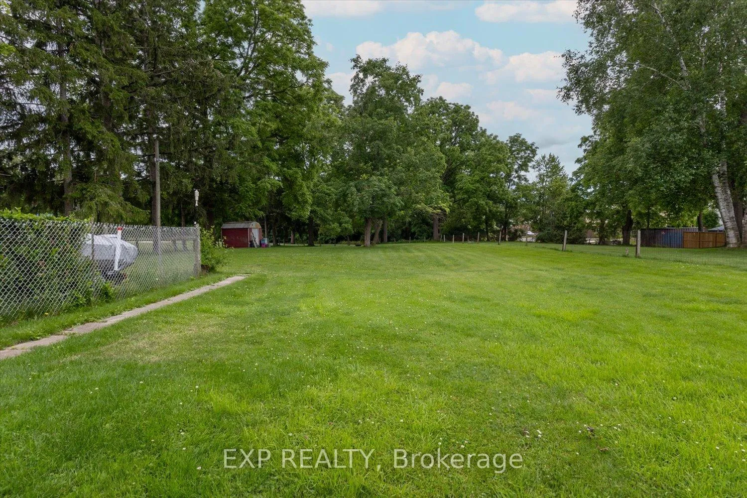 Photo 33 of 181 Union Street, Central Elgin, Belmont — HOMEH