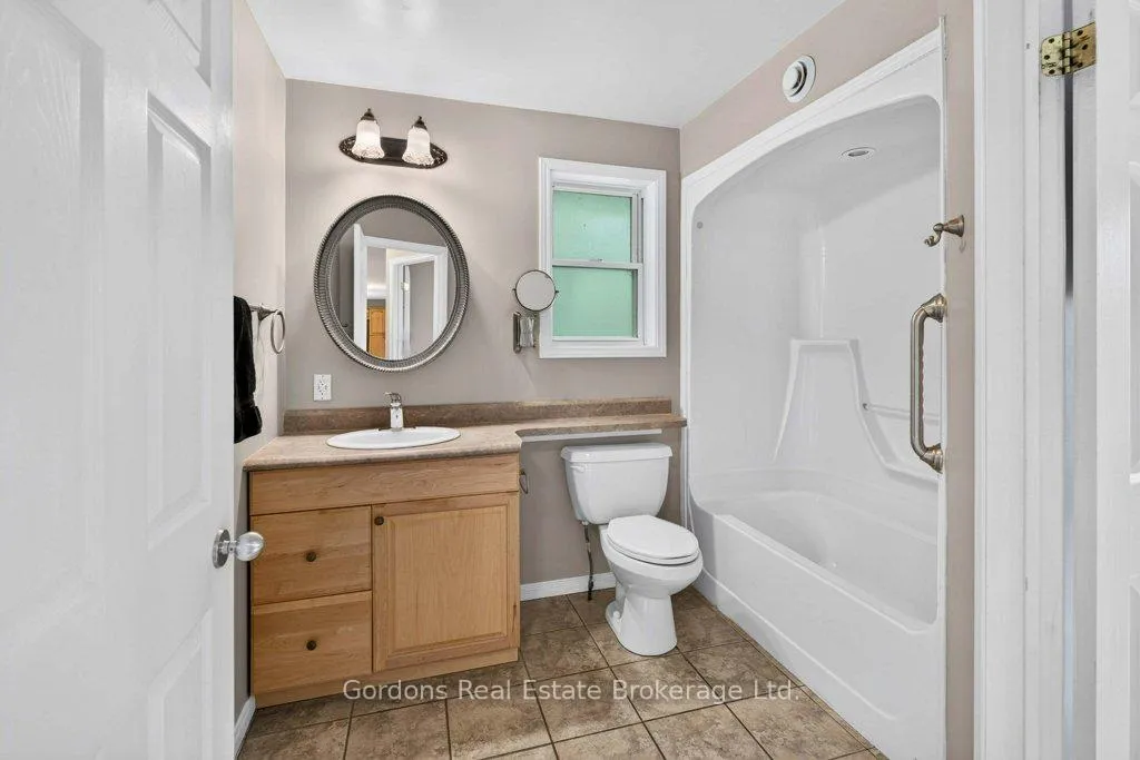 Photo 26 of 13 Cannery Road, Prince Edward County, Ameliasburg Ward — HOMEH