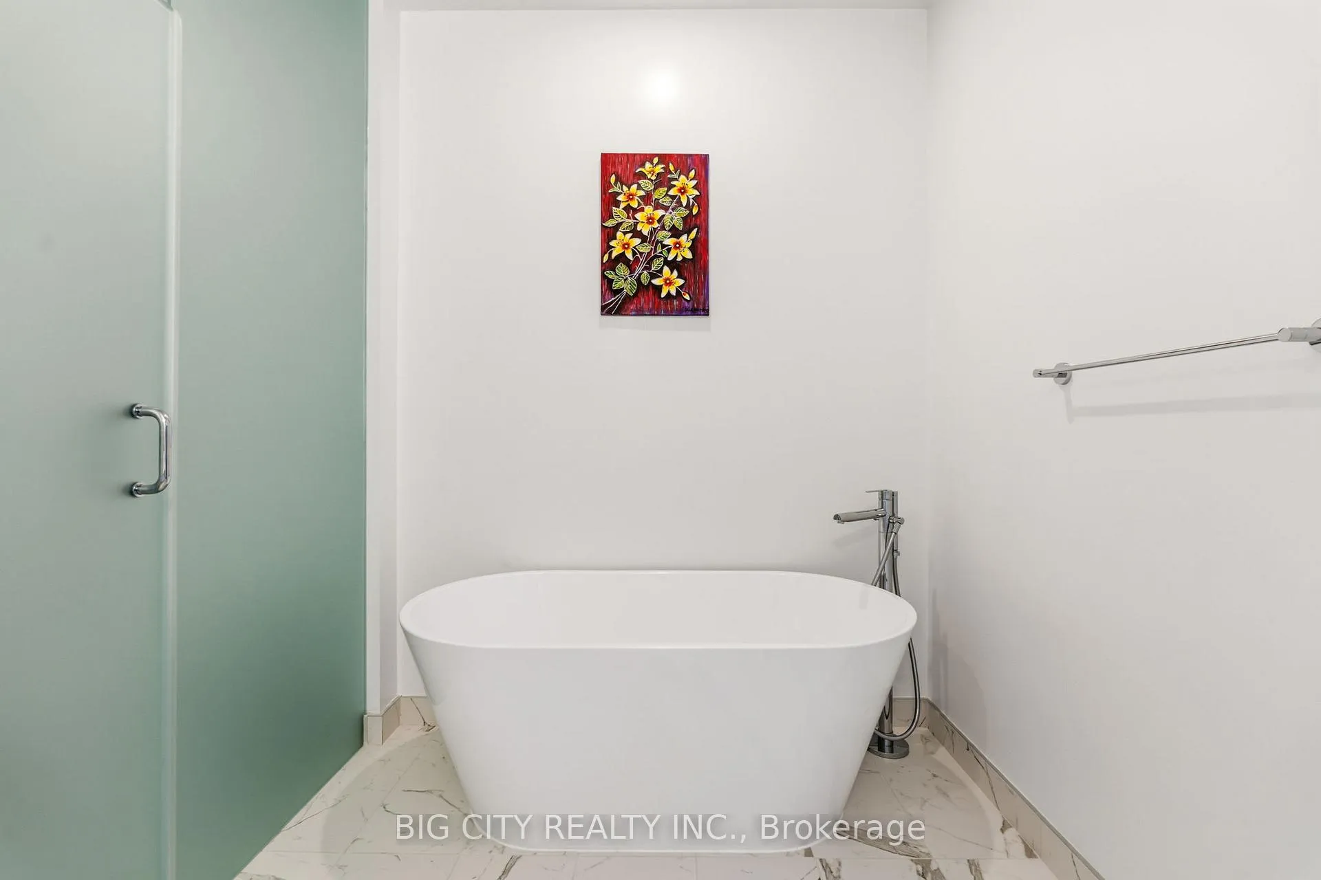 Photo 38 of Unit 2002, 33 Frederick Todd Way, Toronto, Thorncliffe Park — HOMEH