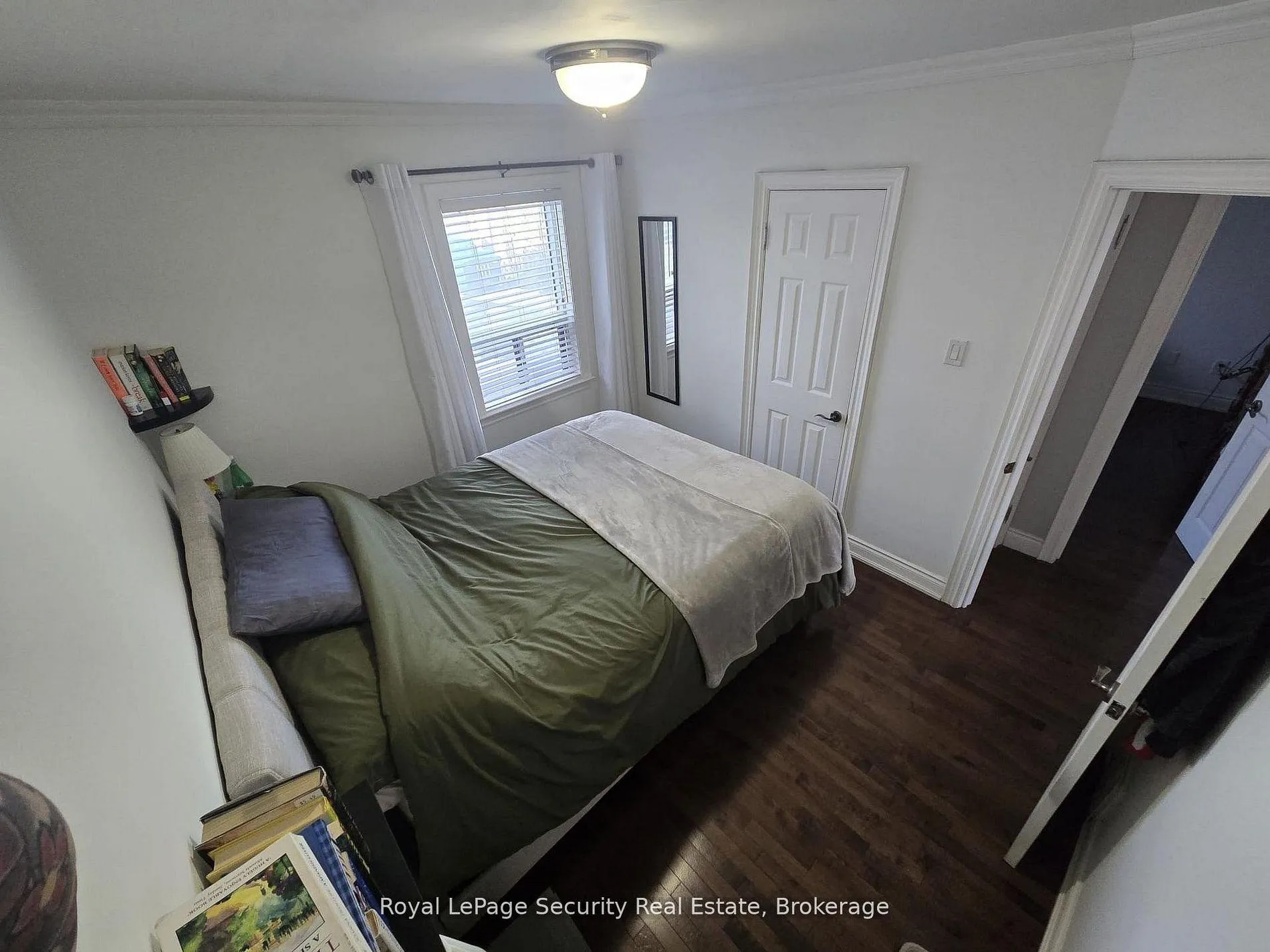Photo 10 of Unit Upper, 36 Noranda Drive, North York, Brookhaven-Amesbury — HOMEH