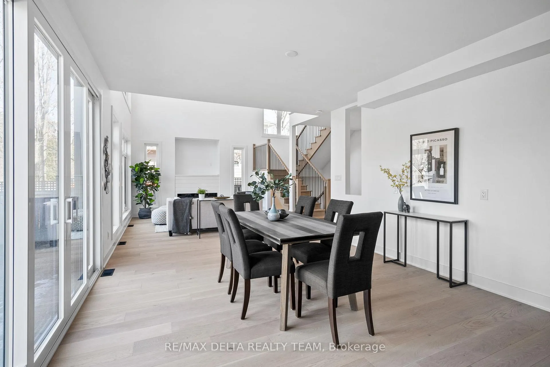 Photo 10 of 43 St Claire Avenue, Ottawa, Meadowlands/St. Claire Gardens — HOMEH