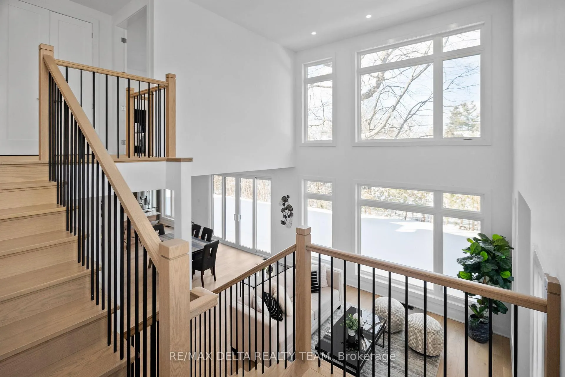 Photo 21 of 43 St Claire Avenue, Ottawa, Meadowlands/St. Claire Gardens — HOMEH