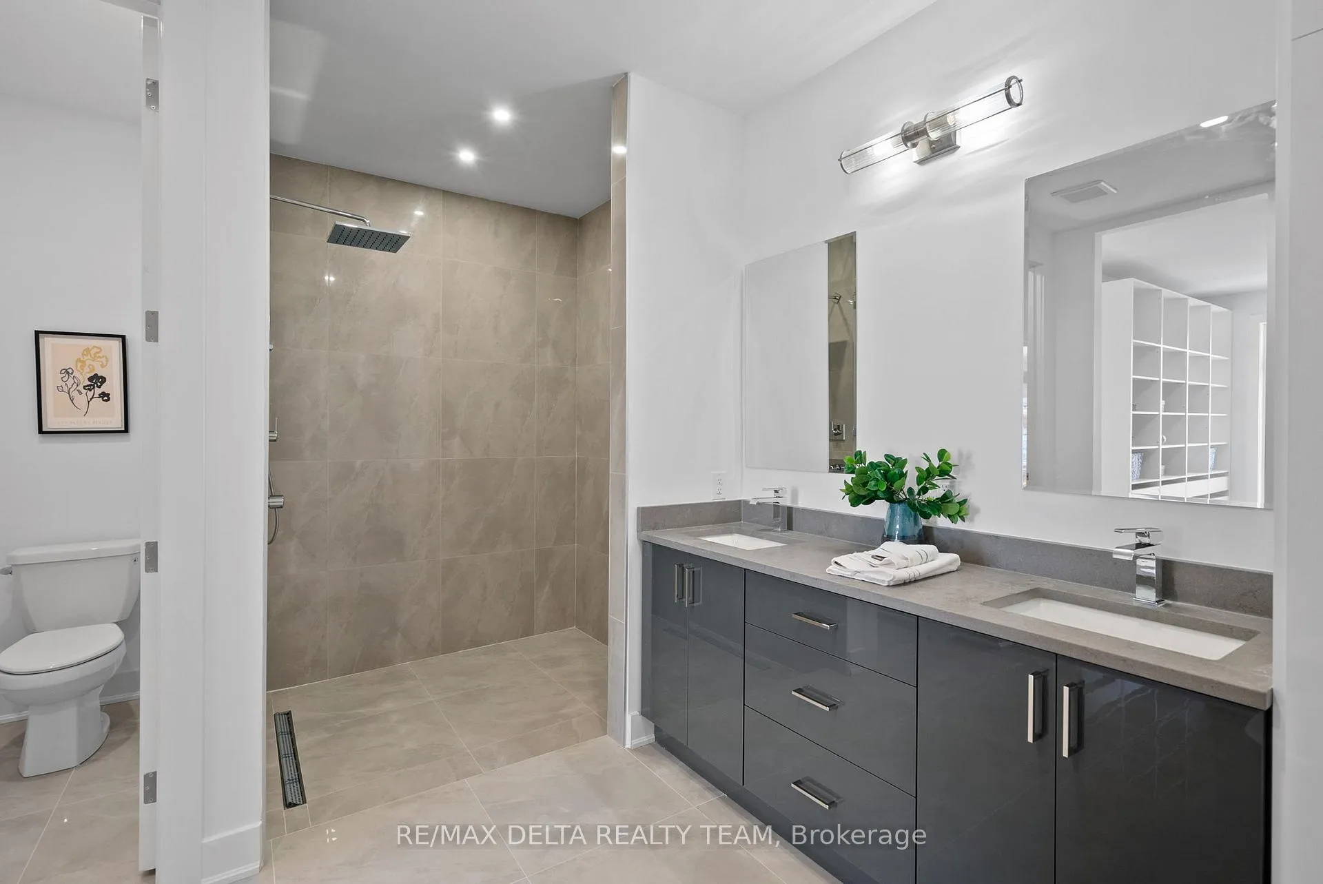 Photo 26 of 43 St Claire Avenue, Ottawa, Meadowlands/St. Claire Gardens — HOMEH