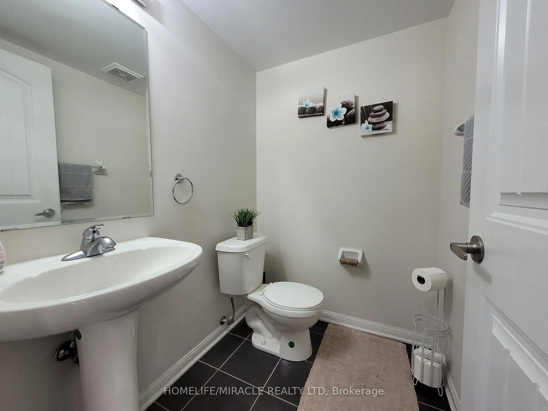 Photo 18 of 34 Donomore Drive, Brampton, Northwest Brampton — HOMEH