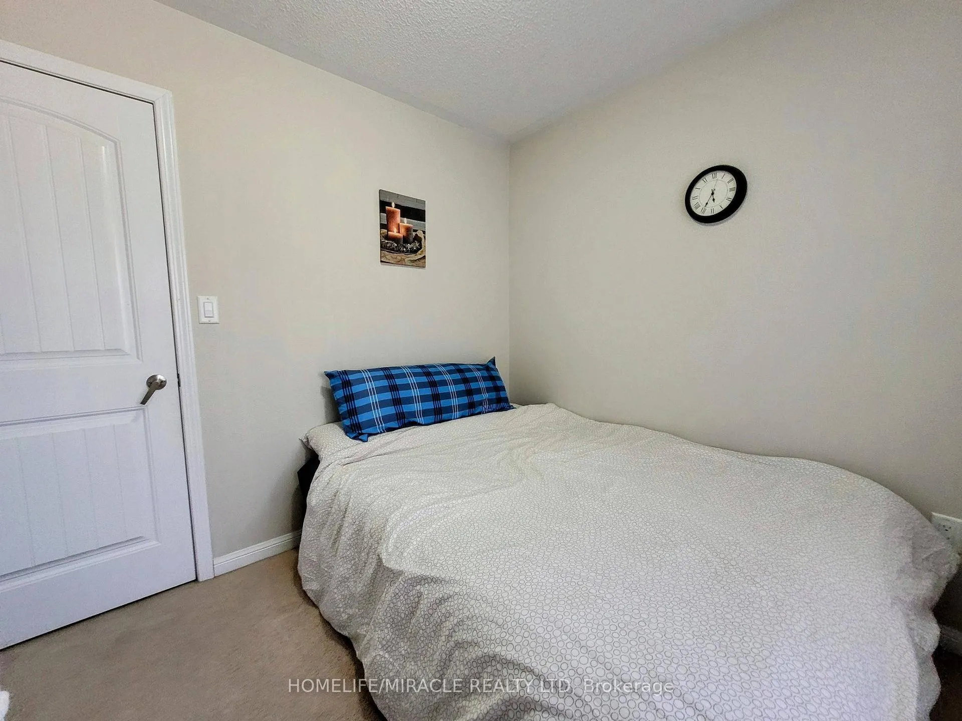 Photo 25 of 34 Donomore Drive, Brampton, Northwest Brampton — HOMEH