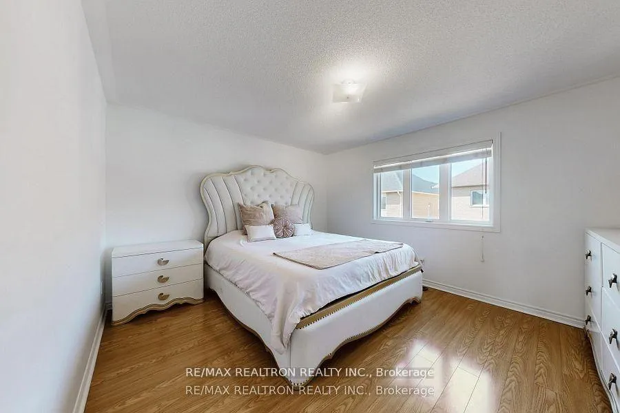 Photo 22 of 37 Jonas Millway, Whitchurch-Stouffville, Stouffville — HOMEH
