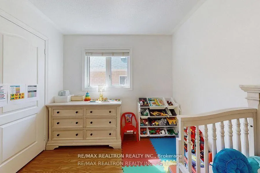 Photo 30 of 37 Jonas Millway, Whitchurch-Stouffville, Stouffville — HOMEH