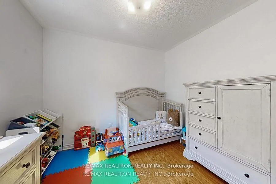 Photo 31 of 37 Jonas Millway, Whitchurch-Stouffville, Stouffville — HOMEH