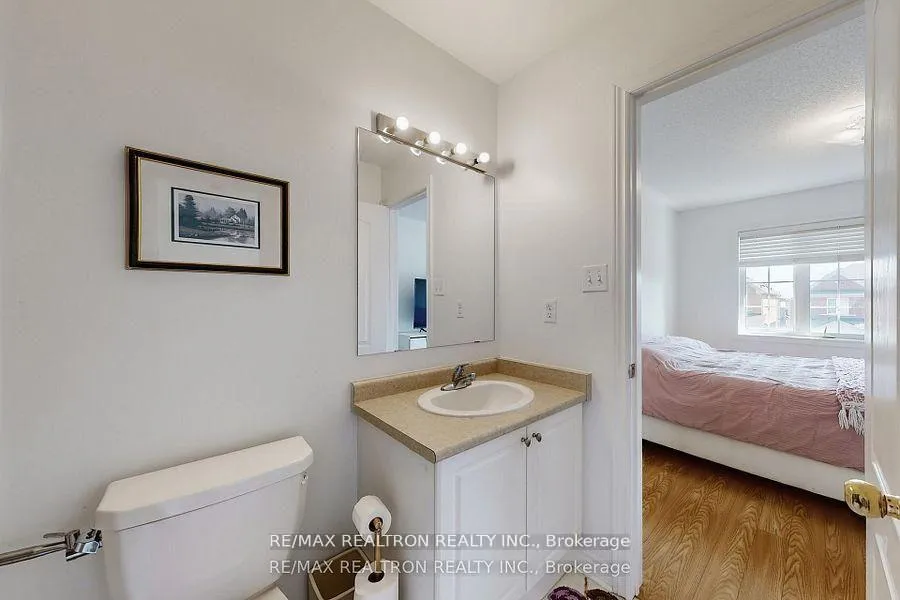 Photo 33 of 37 Jonas Millway, Whitchurch-Stouffville, Stouffville — HOMEH