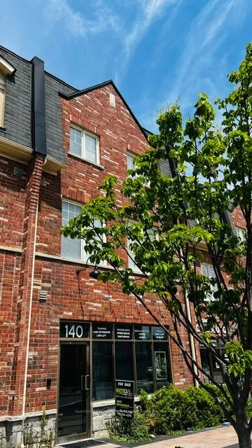 Photo 3 of 140 Inspire Boulevard, Brampton, Sandringham-Wellington North — HOMEH