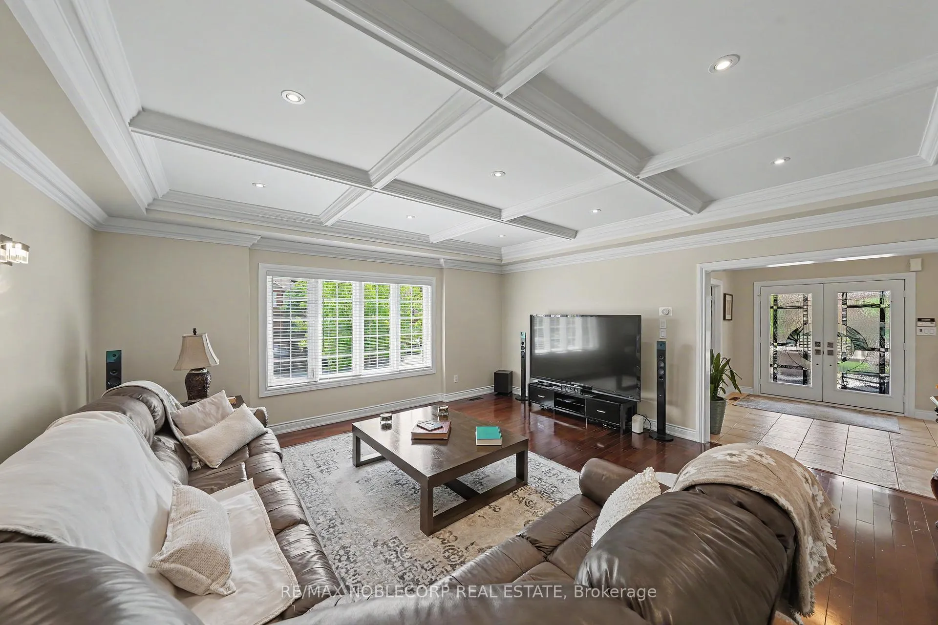 Photo 11 of 37 Christensen Avenue, Caledon, Bolton North — HOMEH