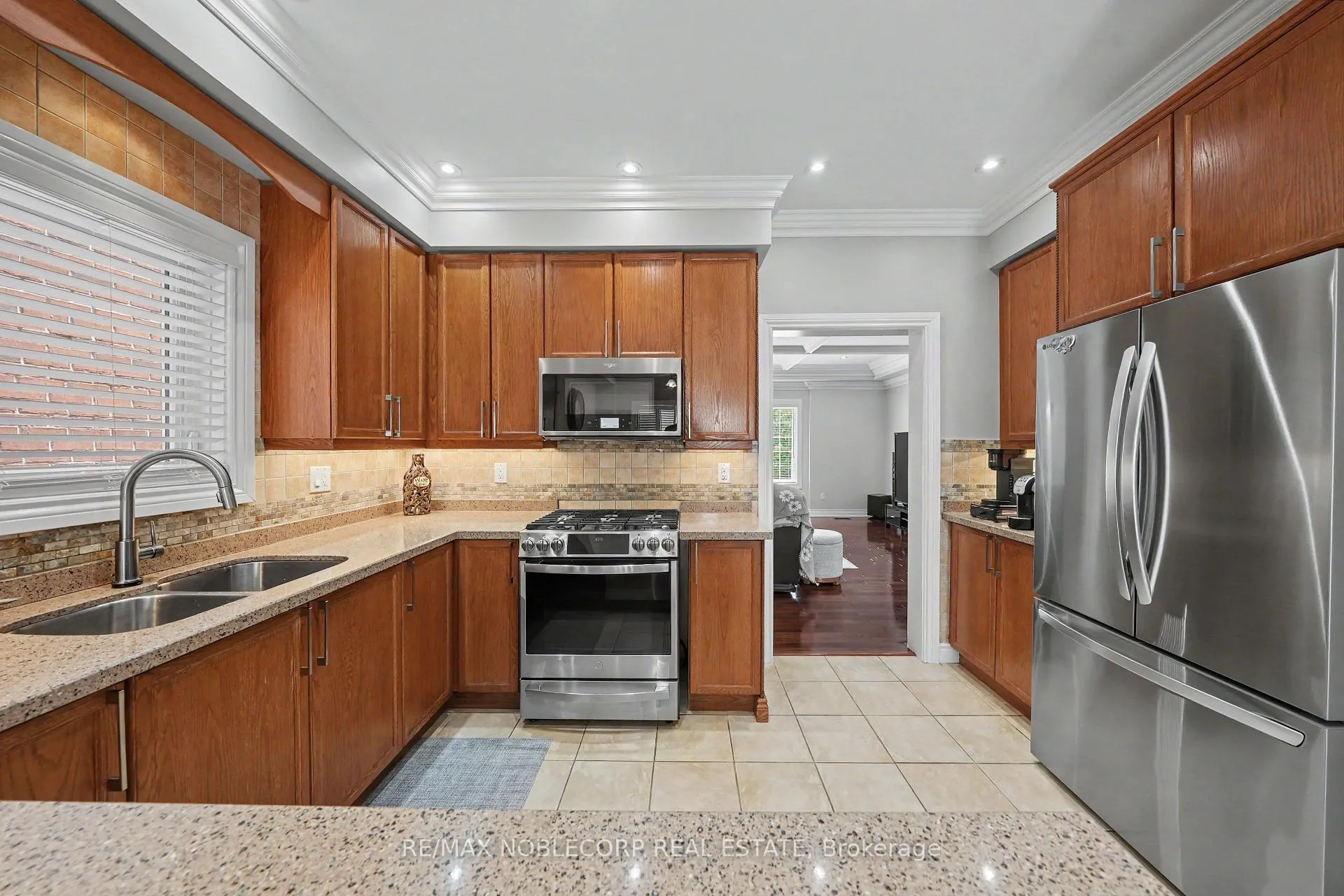 Photo 17 of 37 Christensen Avenue, Caledon, Bolton North — HOMEH