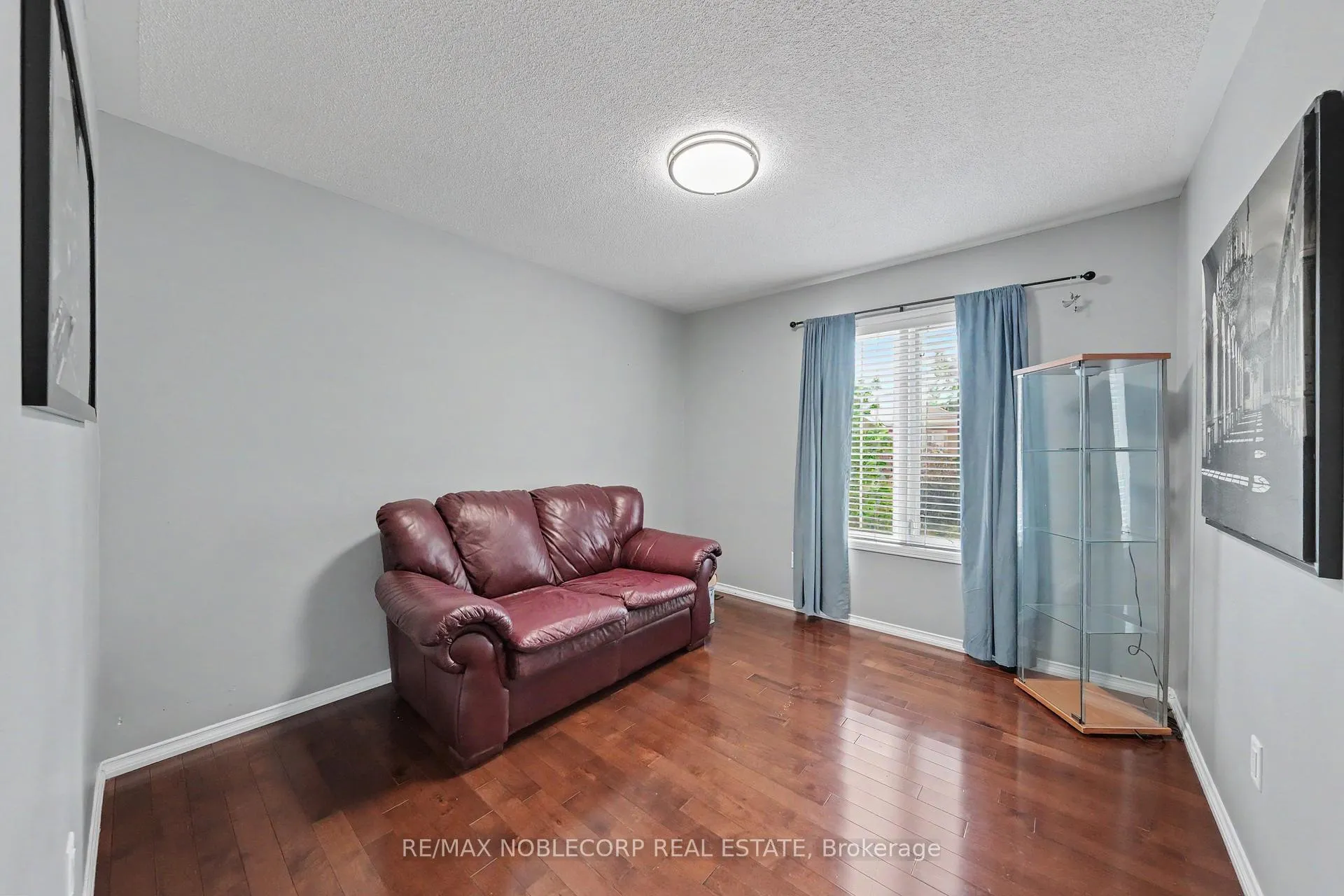 Photo 33 of 37 Christensen Avenue, Caledon, Bolton North — HOMEH