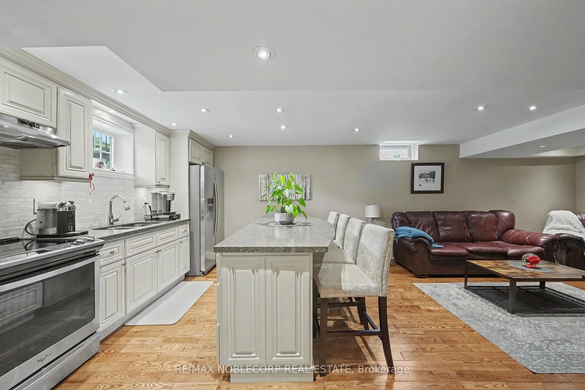 Photo 39 of 37 Christensen Avenue, Caledon, Bolton North — HOMEH