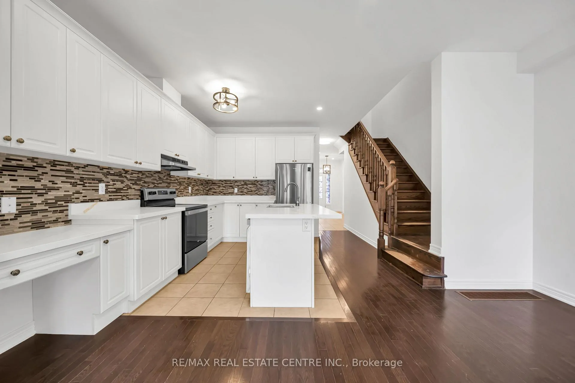 Photo 23 of 8 Munch Place, Milton, Willmott — HOMEH