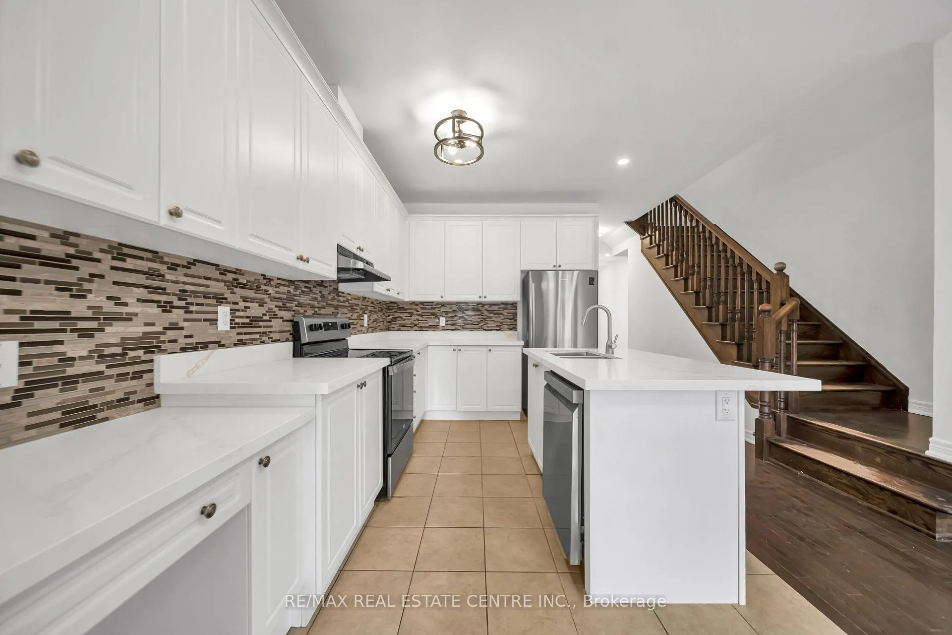 Photo 26 of 8 Munch Place, Milton, Willmott — HOMEH