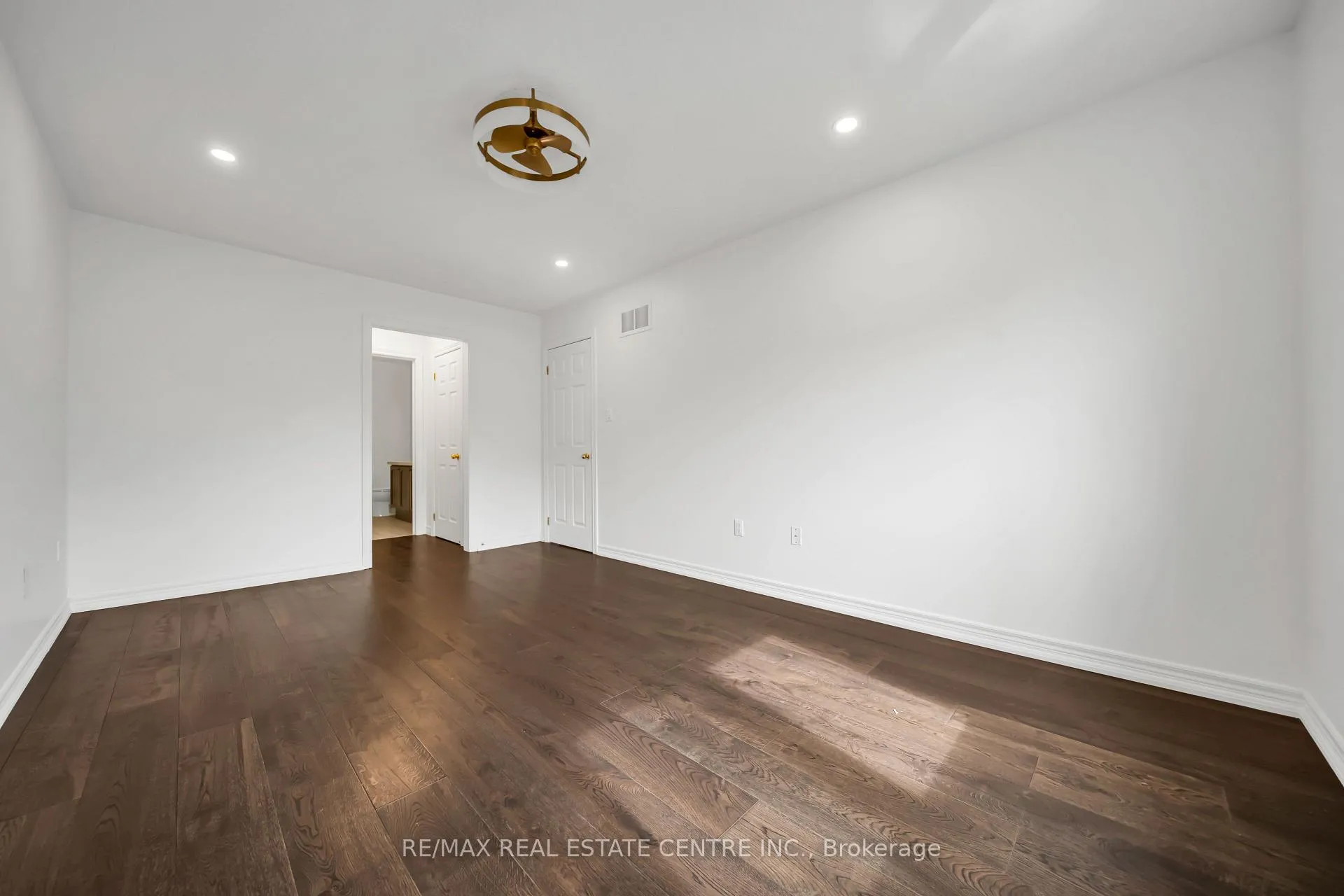 Photo 32 of 8 Munch Place, Milton, Willmott — HOMEH